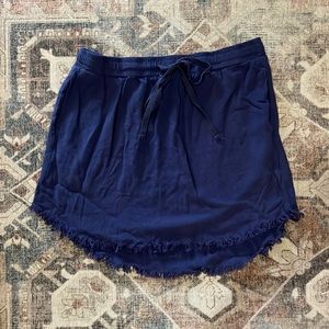 Umgee frayed hem skirt